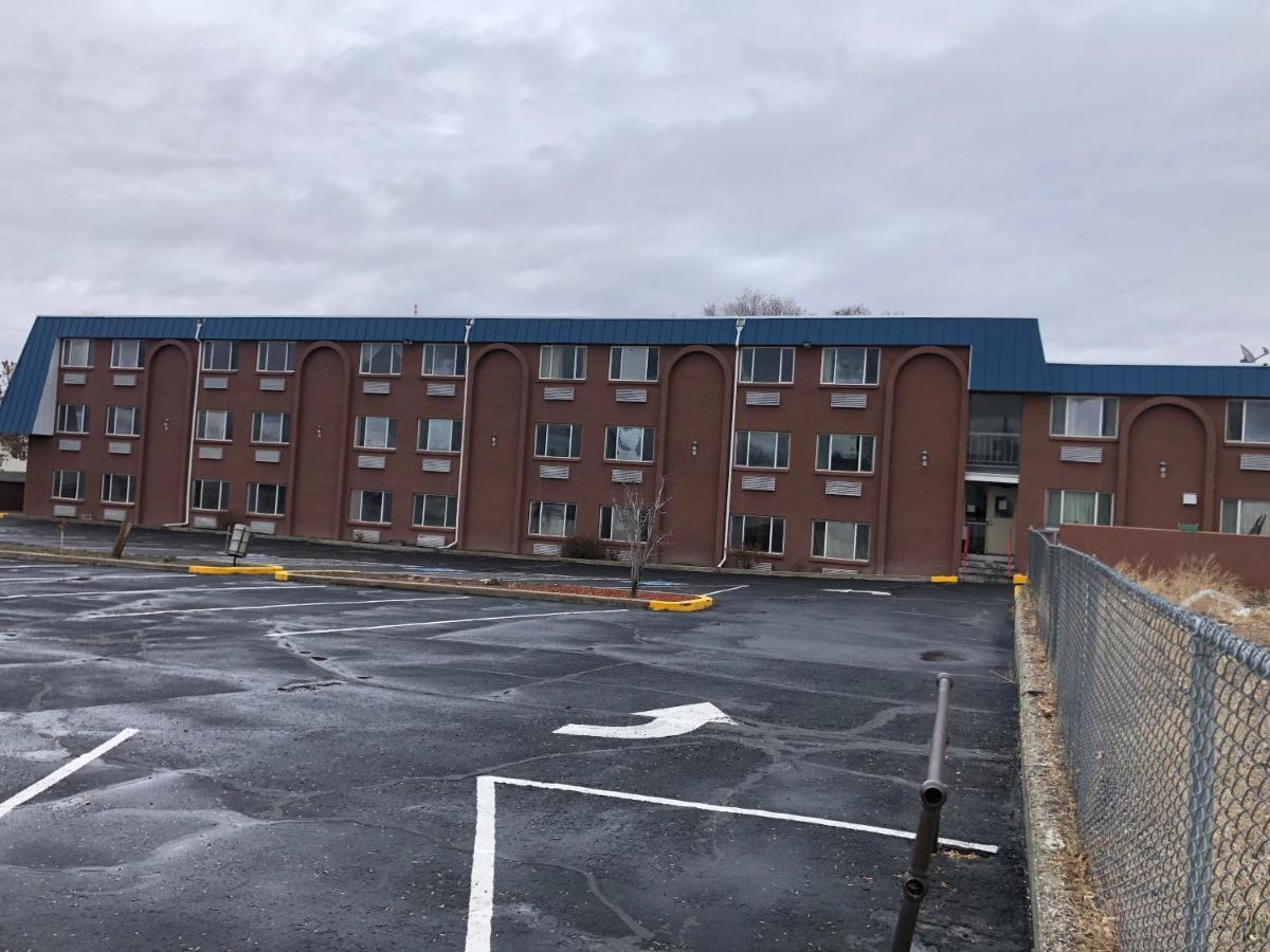 Val-U Inn Winnemucca Eksteriør bilde